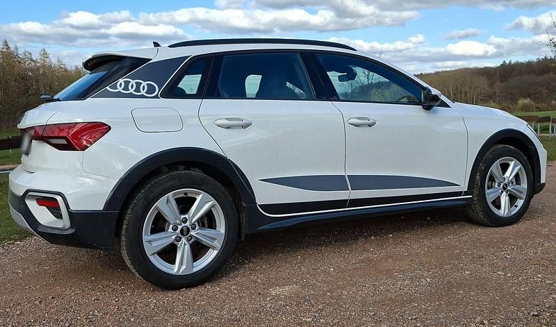 Gebraucht Audi A3 Sport 204 PS (150 kW) 2025 Weiß Limousine