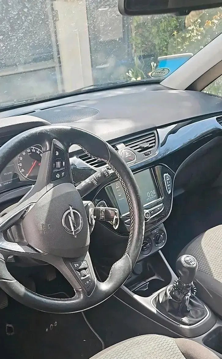 Gebraucht Opel Corsa 101 PS (74 kW) 2016 Schwarz Kleinwagen