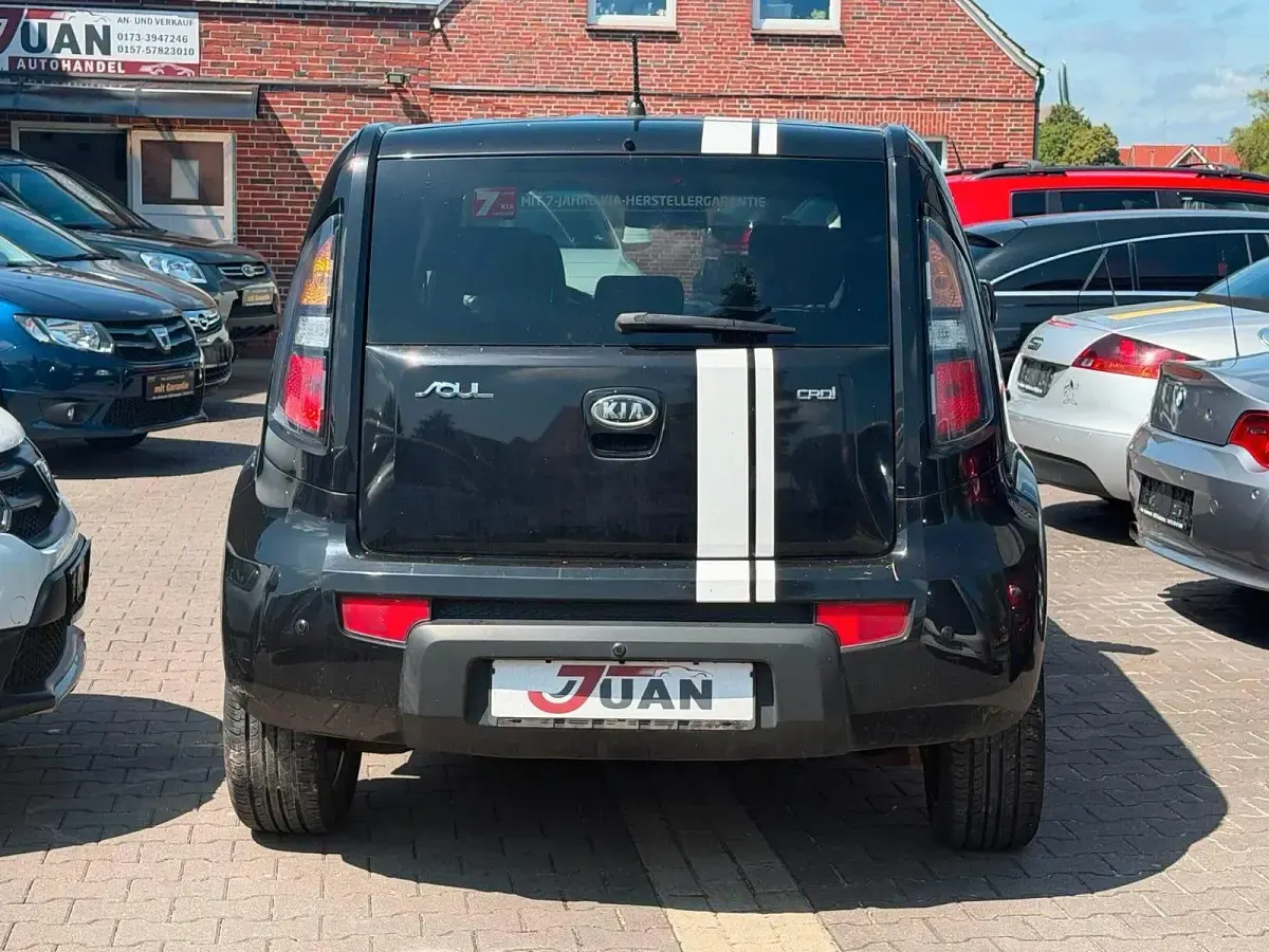 Gebraucht Kia Soul 128 PS (94 kW) 2011 Schwarz SUV