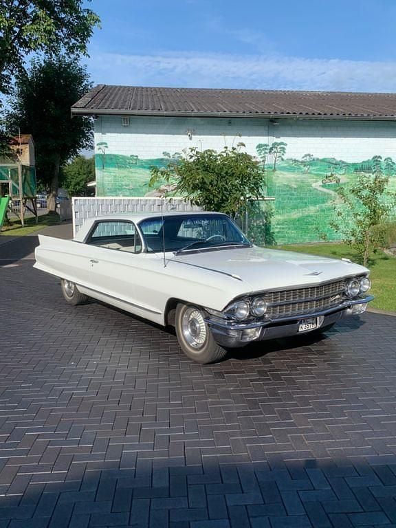 Weiß Gebraucht 1962 Cadillac Deville | 28.900 € - Bild 1/4