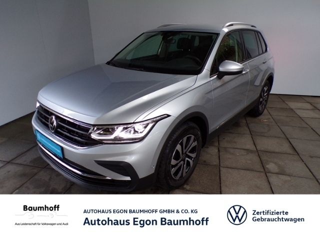 Silber Gebraucht 2023 VW Tiguan Active SUV | 34.470 € (Fairer Preis) - Bild 1/4