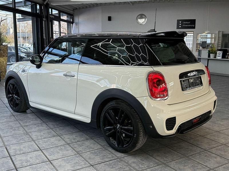 Gebraucht Mini John Cooper Works 136 PS (100 kW) 2015 Pepper white Kleinwagen
