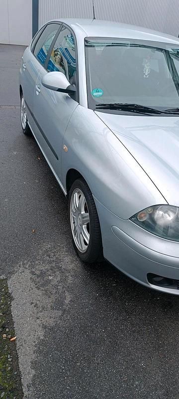Silber Gebraucht 2006 Seat Ibiza Kleinwagen | 1.700 € (Fairer Preis) - Bild 1/4