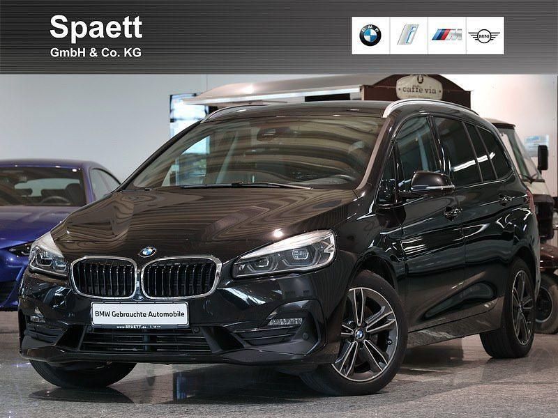 Saphirschwarz Gebraucht 2020 BMW 220 Gran Tourer Sport Line Van / Kleinbus | 23.500 € (Fairer Preis) - Bild 1/4