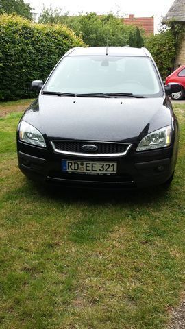 Gebraucht Ford Focus Sport 116 PS (85 kW) 2005 Schwarz metallic Kombi