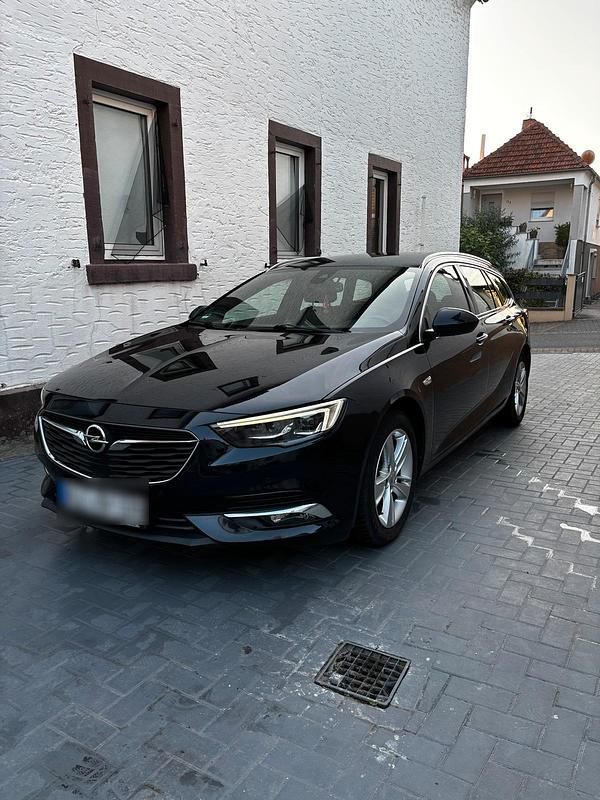 Gebraucht Opel Insignia 170 PS (125 kW) 2018 Blau Kombi