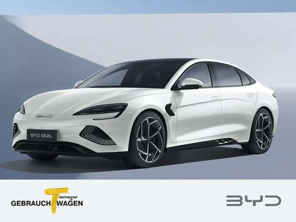 Gebraucht BYD Seal 389 kW (530 PS) 2026 Weiß Limousine