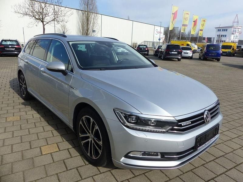 Gebraucht VW Passat Comfortline 150 PS (110 kW) 2017 Silber Kombi