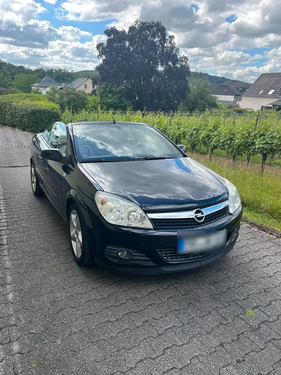 Gebraucht Opel Astra 140 PS (102 kW) 2007 Schwarz Cabrio