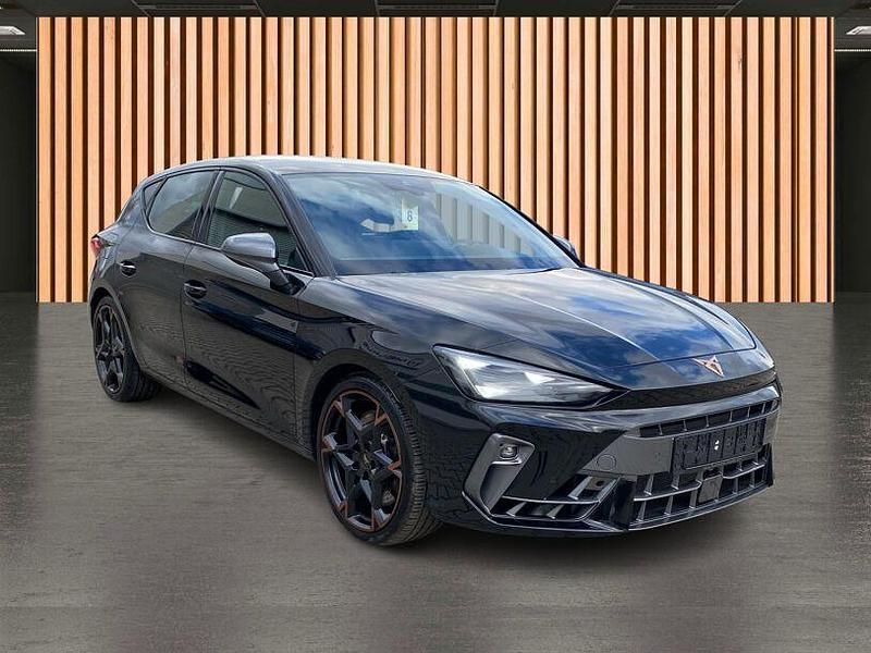 Gebraucht Cupra Leon VZ 301 PS (221 kW) 2025 Mitternachtsschwarz Limousine