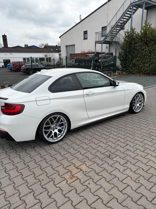 Gebraucht BMW M235 326 PS (239 kW) 2015 Weiß Coupé