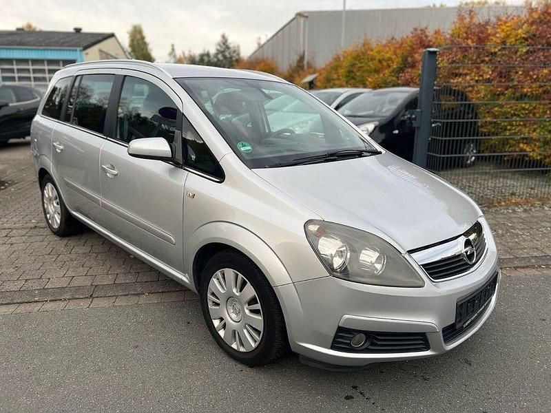 Gebraucht Opel Zafira 140 PS (102 kW) 2008 Silber Van / Kleinbus