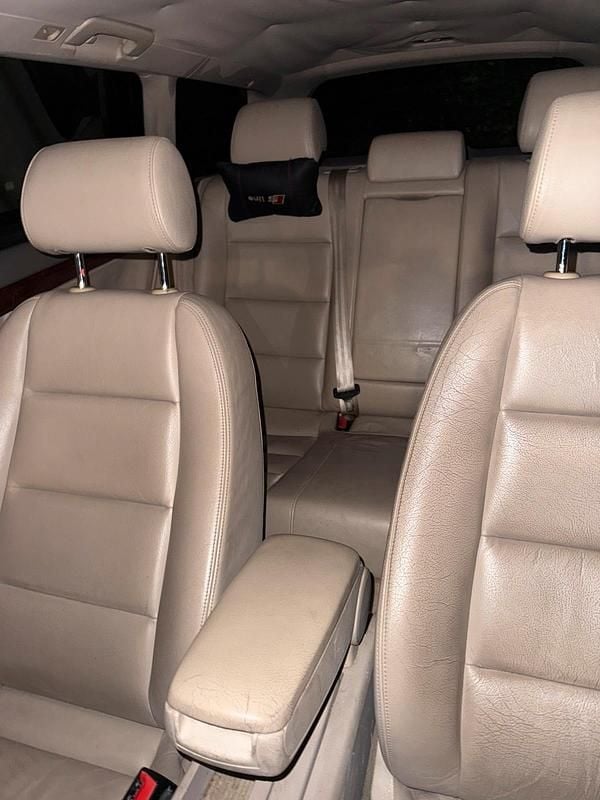 Gebraucht Audi A4 135 PS (99 kW) 2001 Schwarz Kombi