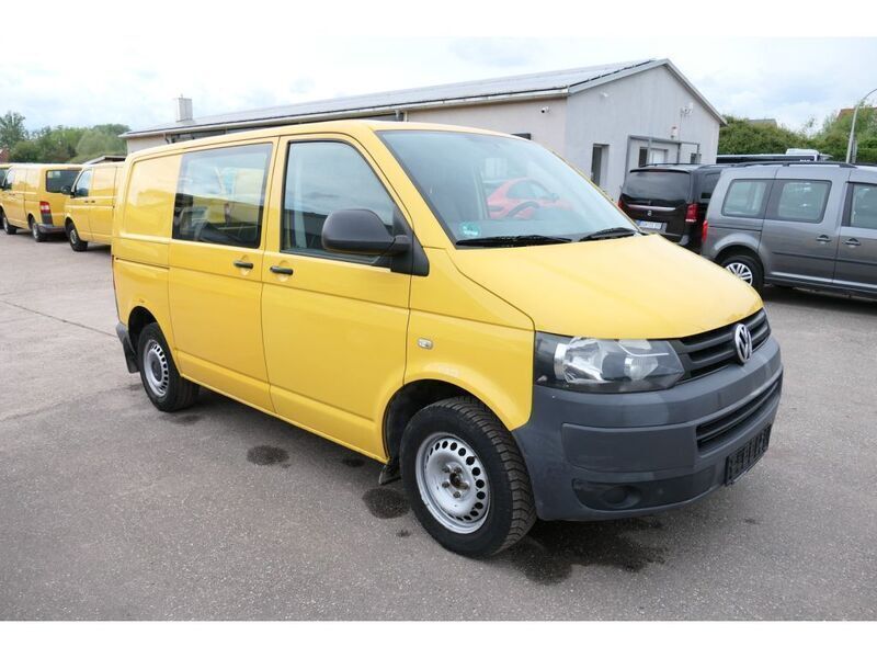Gebraucht VW T5 84 PS (61 kW) 2011 Ginstergelb r1032 Van