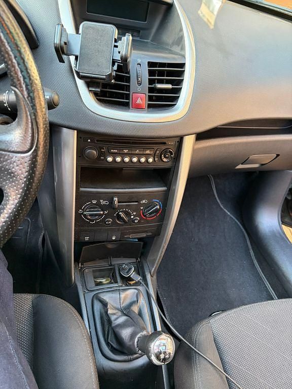 Gebraucht Peugeot 207 120 PS (88 kW) 2008 Schwarz Cabrio