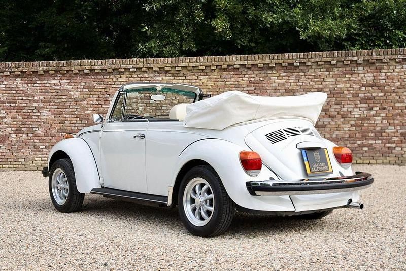 Usata VW Käfer Edition 1977 Bianco Cabrio