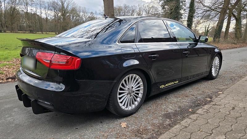 Gebraucht Audi A4 211 PS (155 kW) 2012 Schwarz Limousine
