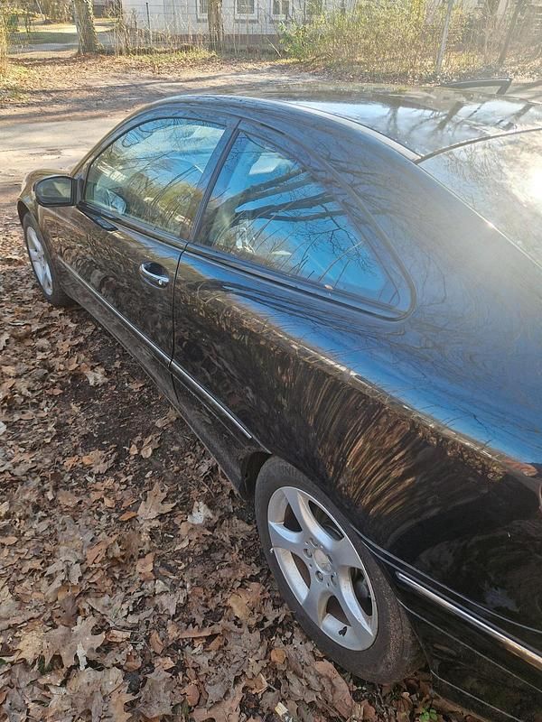 Gebraucht Mercedes C220 150 PS (110 kW) 2006 Schwarz Coupé