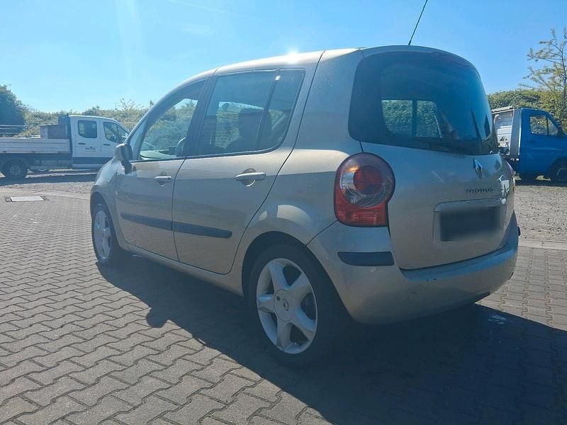 Brugt Renault Modus 110 HK (80 kW) 2007 Guld MPV