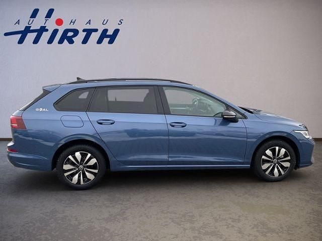 Gebraucht VW Golf VIII Goal 116 PS (85 kW) 2024 Blau metallic Kombi