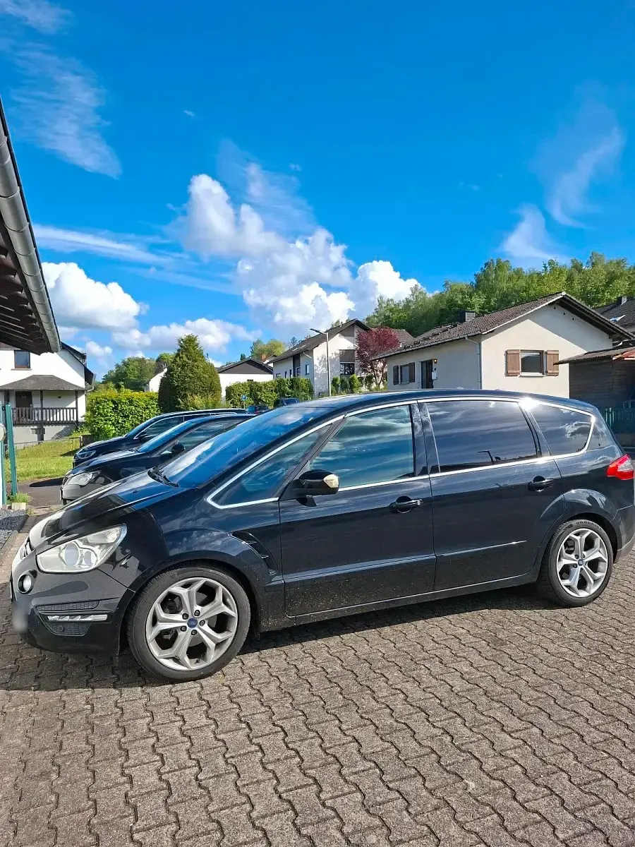 Gebraucht Ford S-MAX Titanium S 200 PS (147 kW) 2012 Schwarz Van / Kleinbus