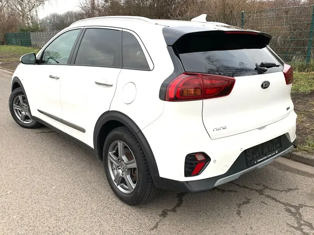 Gebraucht Kia Niro Spirit 141 PS (103 kW) 2019 Weiß SUV