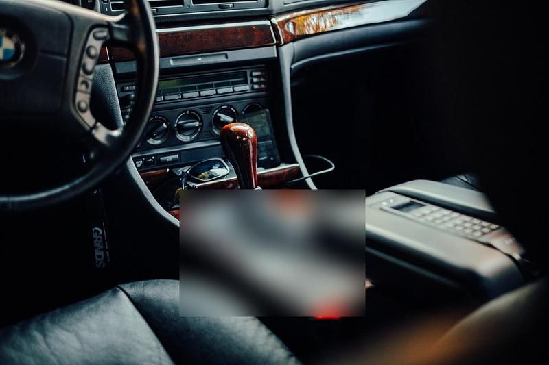 Gebraucht BMW 730 218 PS (160 kW) 1994 Schwarz Limousine