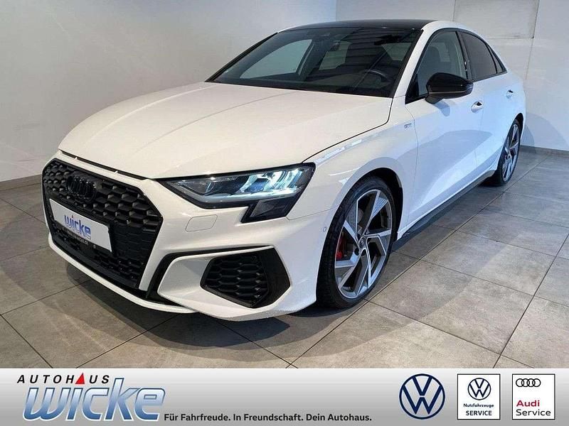 Weiß Gebraucht 2022 Audi A3 S-Line Limousine | 26.380 € (Fairer Preis) - Bild 1/4
