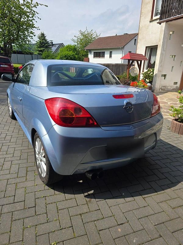 Gebraucht Opel Tigra 90 PS (66 kW) 2005 Blau Cabrio