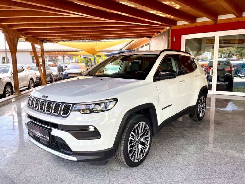 Alpine white (vr296) Gebraucht 2023 Jeep Compass Limited SUV | 27.888 € (Fairer Preis) - Bild 1/4