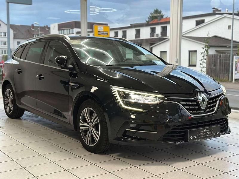 Schwarz Gebraucht 2021 Renault Mégane GrandTour Bose Edition Kombi | 10.990 € (Fairer Preis) - Bild 1/4
