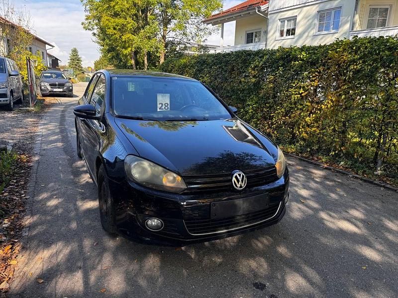 Gebraucht VW Golf VI 90 PS (66 kW) 2010 Schwarz Kleinwagen
