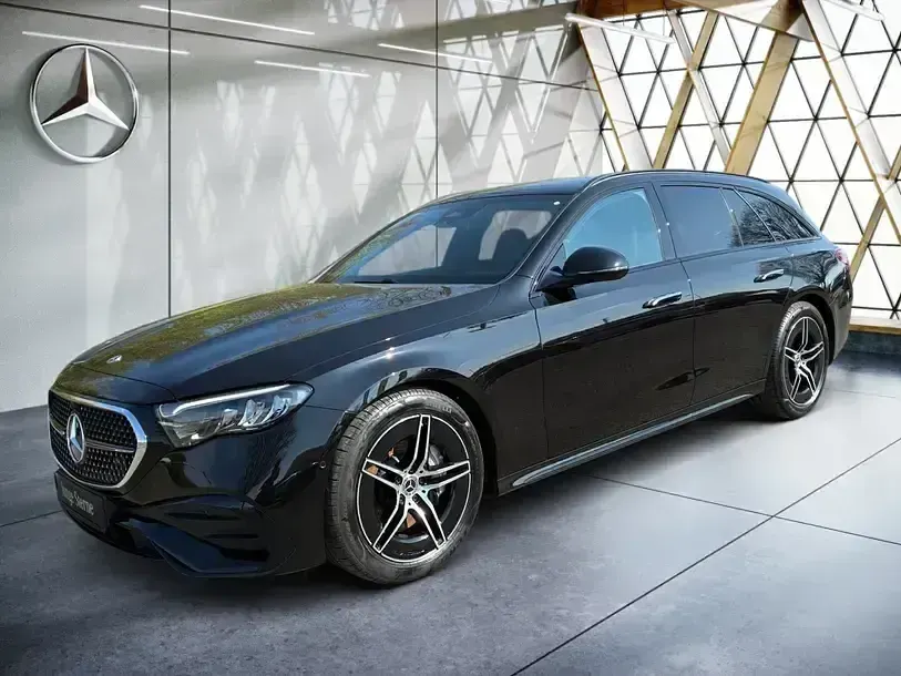 Gebraucht Mercedes E220 AMG 197 PS (144 kW) 2024 Metalliclack obsidianschwarz Kombi