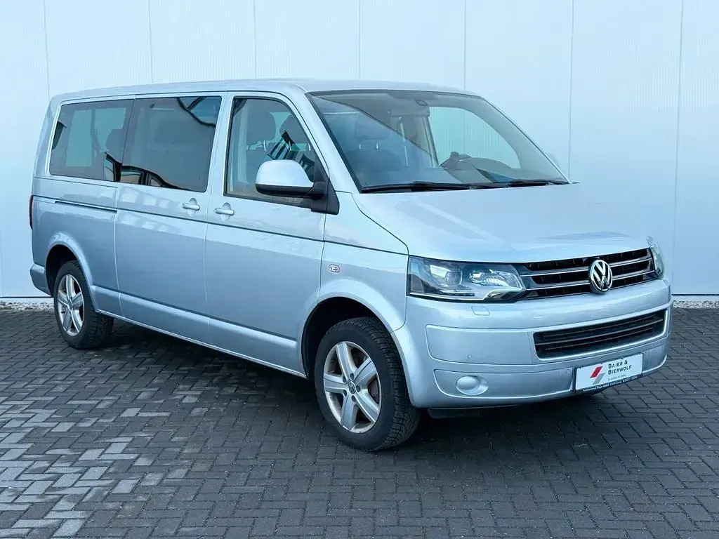 Gebraucht VW Caravelle Comfortline 179 PS (131 kW) 2015 Silber Van