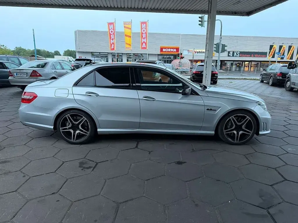Gebraucht Mercedes E63 AMG AMG 525 PS (386 kW) 2011 Silber Limousine