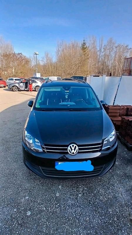 Gebraucht VW Sharan 140 PS (102 kW) 2015 Schwarz Van / Kleinbus