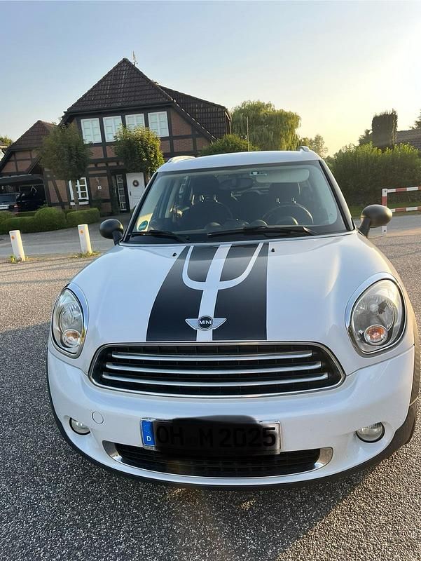 Weiß Gebraucht 2011 Mini One Countryman SUV | 6.490 € (Fairer Preis) - Bild 1/4