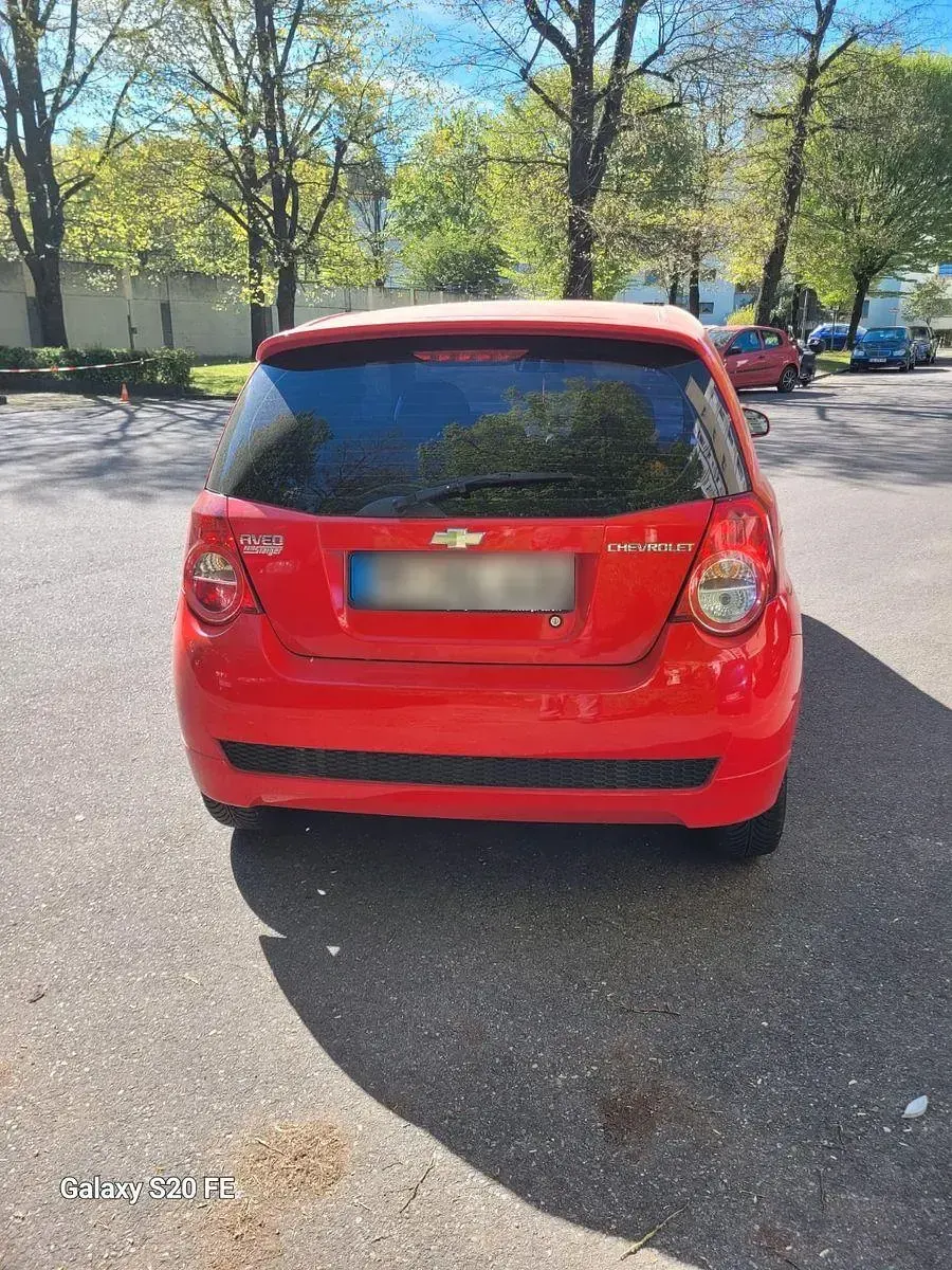 Używany Chevrolet Aveo LT 101 KM (74 kW) 2009 Czerwony Sedan/Limuzyna