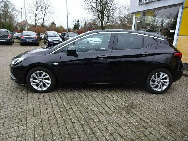 Gebraucht Opel Astra Innovation 125 PS (91 kW) 2017 Schwarz Limousine
