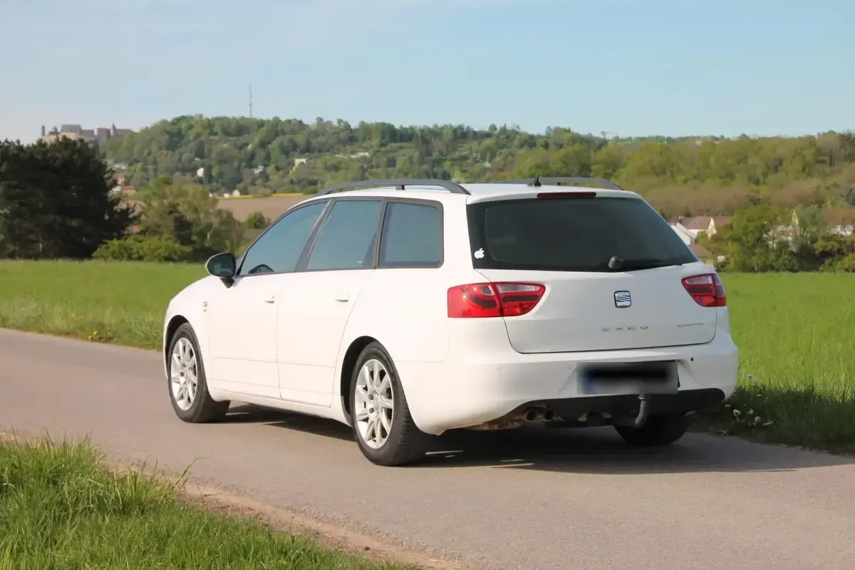 Usado Seat Exeo Style 143 HP (105 kW) 2013 Branco Carrinha