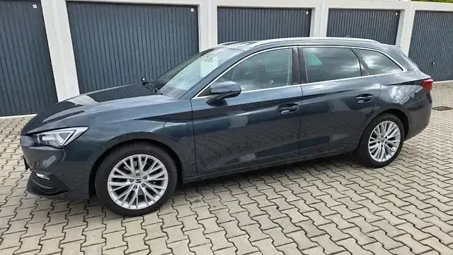 Gebraucht Seat Leon XCELLENCE 204 PS (150 kW) 2021 Grau Limousine