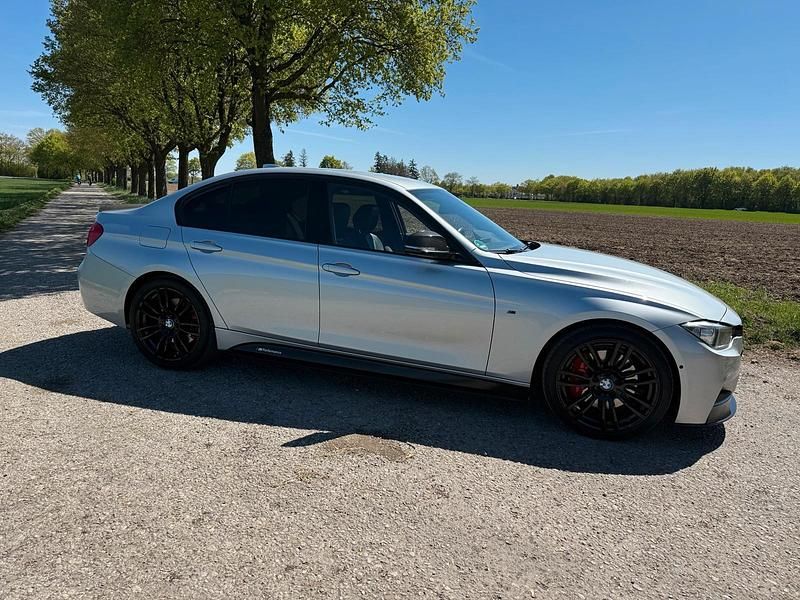 Gebraucht BMW 335 M Performance 306 PS (225 kW) 2015 Silber Limousine