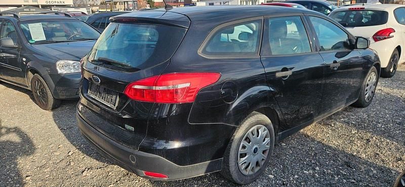 Usata Ford Focus 101 CV (74 kW) 2017 Nero Station wagon
