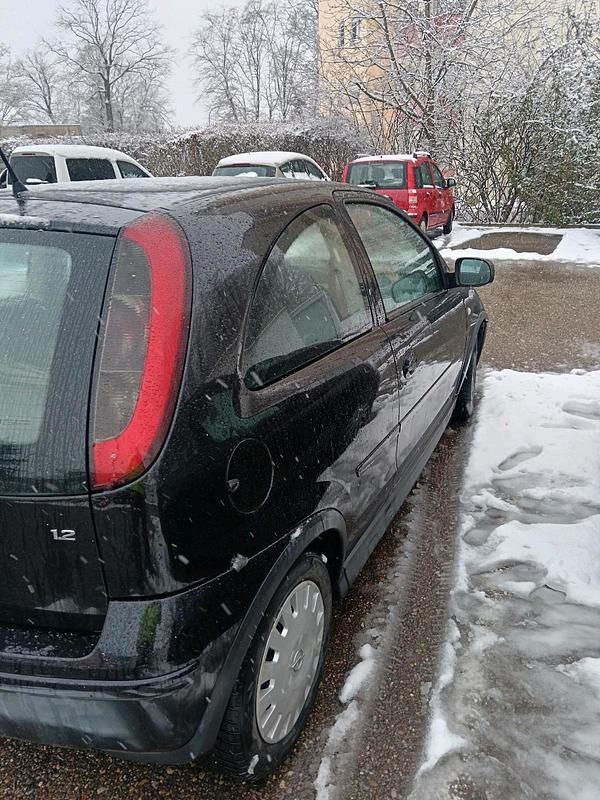 Gebraucht Opel Corsa 75 PS (55 kW) 2004 Schwarz Kleinwagen