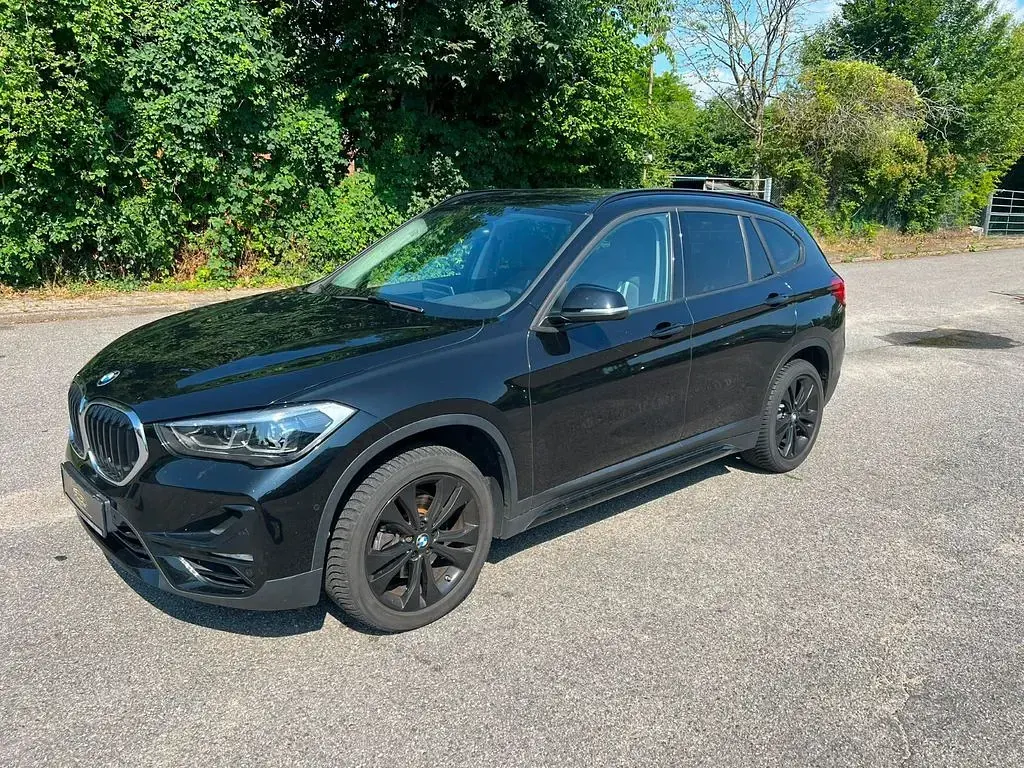 Gebraucht BMW X1 Sport Line 140 PS (102 kW) 2020 Schwarz SUV
