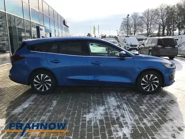 Second-hand Ford Focus 125 CP (91 kW) 2025 Albastru Break
