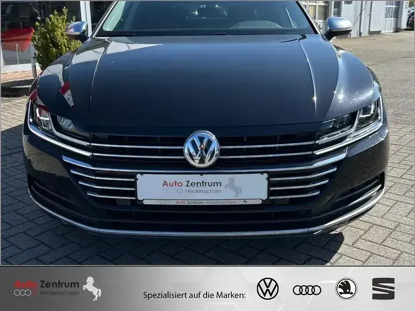 Gebraucht VW Arteon Elegance 190 PS (139 kW) 2019 Deep black pearlescent Kleinwagen