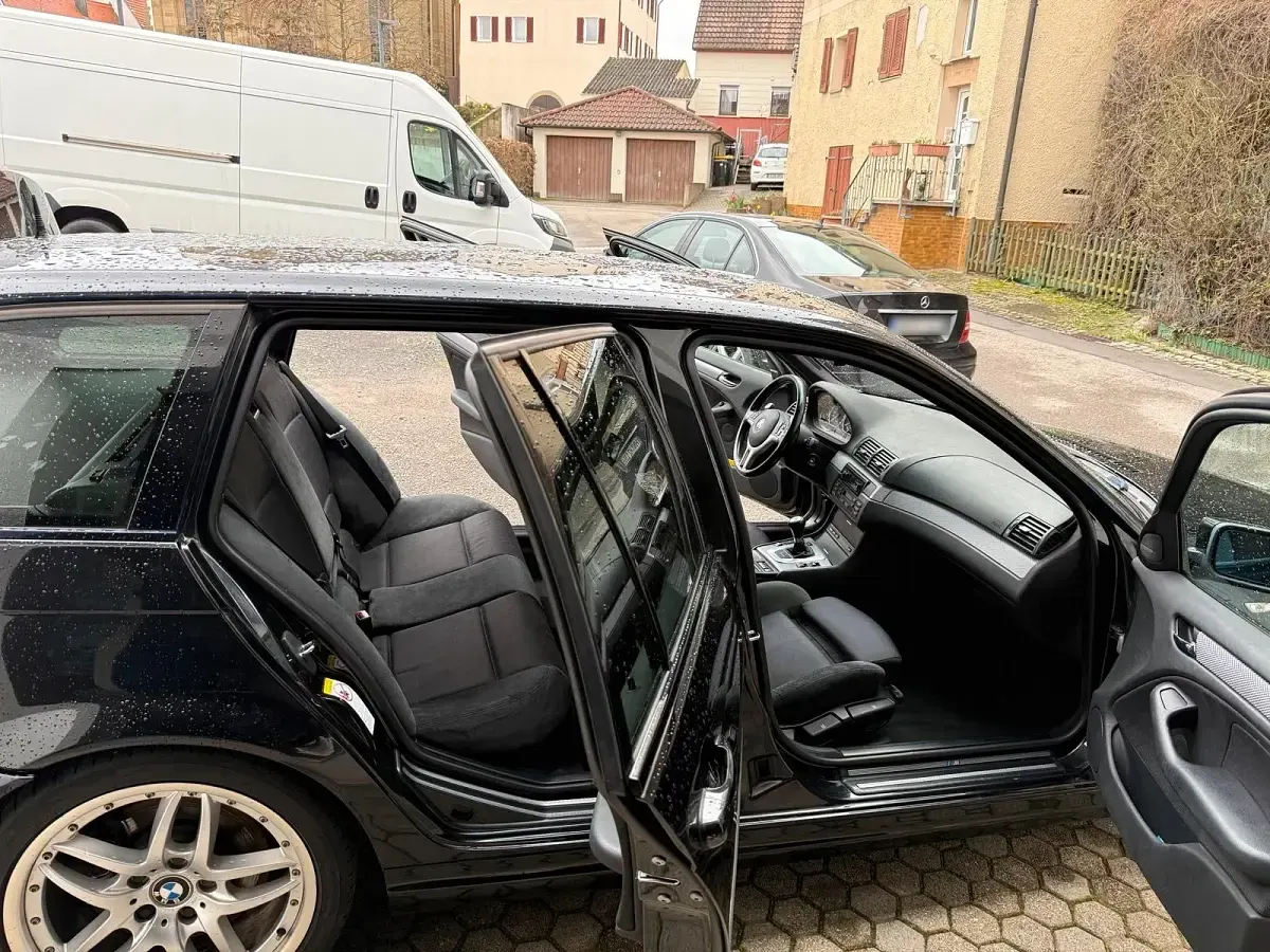 Gebraucht BMW 330 M Sport 231 PS (169 kW) 2003 Schwarz Kombi