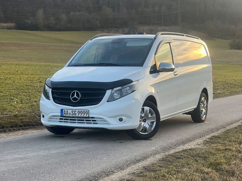 Weiß Gebraucht 2016 Mercedes Vito Van / Kleinbus | 13.500 € (Teuer) - Bild 1/4
