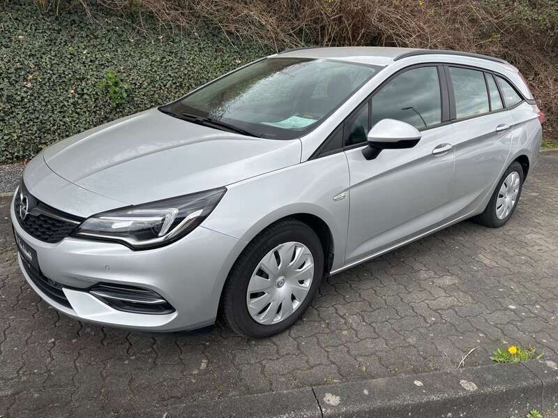 Argon silber/ice silver (m2) Gebraucht 2019 Opel Astra Basis Kombi | 10.990 € (Etwas zu teuer) - Bild 1/4